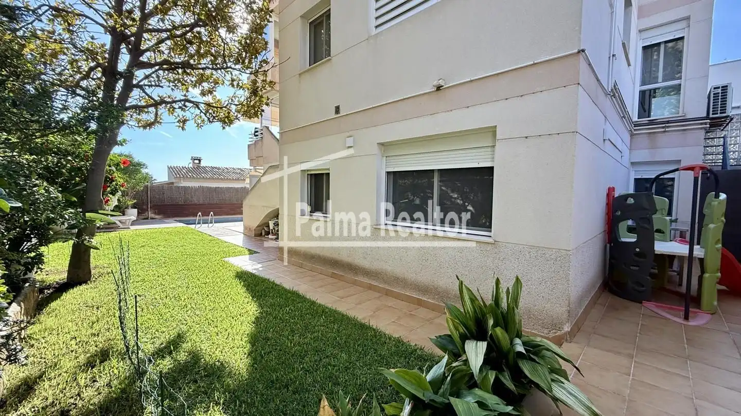 Vista exterior de Dúplex en venda en  Palma de Mallorca amb Aire condicionat, Calefacció i Jardí privat