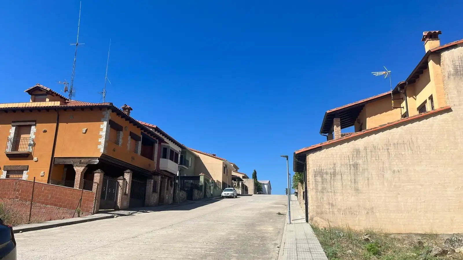 Wohnbaugrundstück zum Verkauf in Cuacos de Yuste, imagen 3