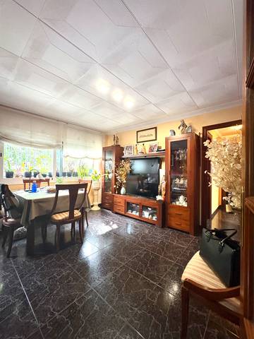 Piso en Venta en Carrer Santa Cecília en Ca n'Anglada