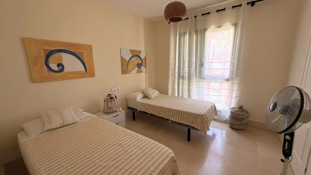 Flat with balcony to rent in Avenida de la Marina 15, imagen 13