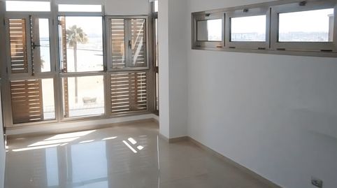 Foto 2 de Piso de alquiler en Calle León y Castillo, Alcaravaneras, Las Palmas de Gran Canaria