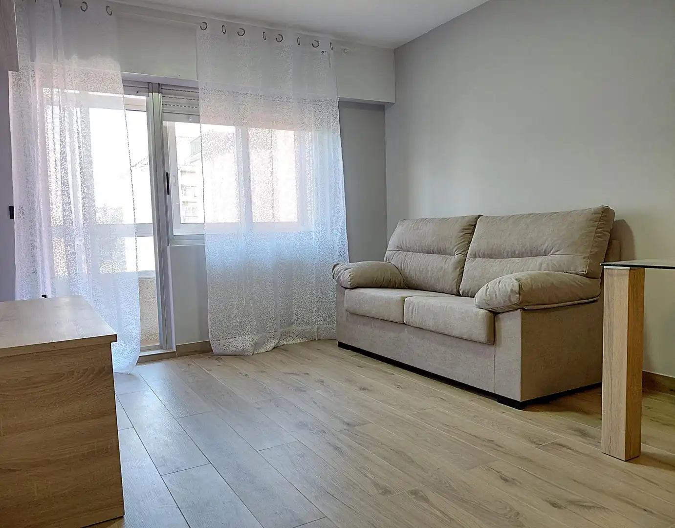 Sala de estar de Piso en venta en Pontevedra Capital  con Calefacción y Trastero
