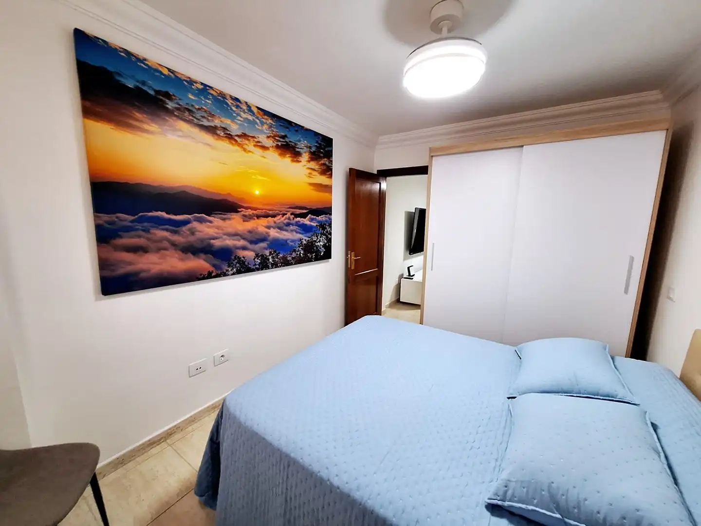 Schlafzimmer von Wohnungen zur Miete in Las Palmas de Gran Canaria mit Möbliert, Waschmaschine und Mikrowelle