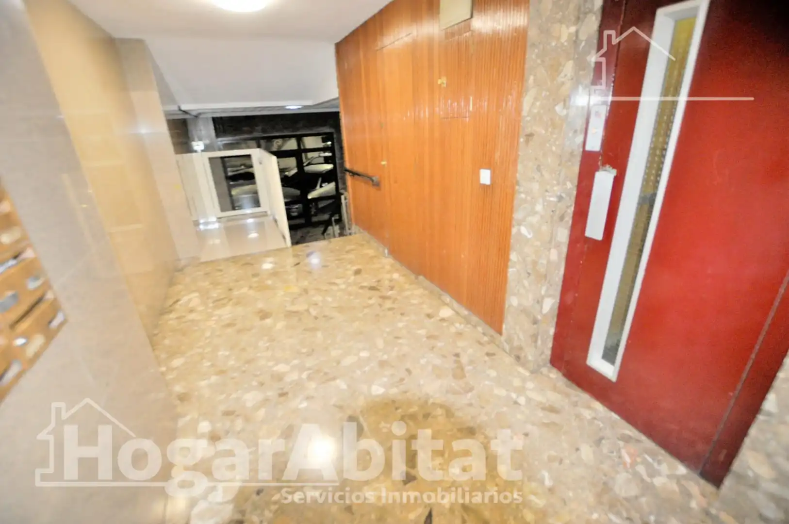Wohnung zum Verkauf in Xirivella mit Heizung, Parkett und Möbliert