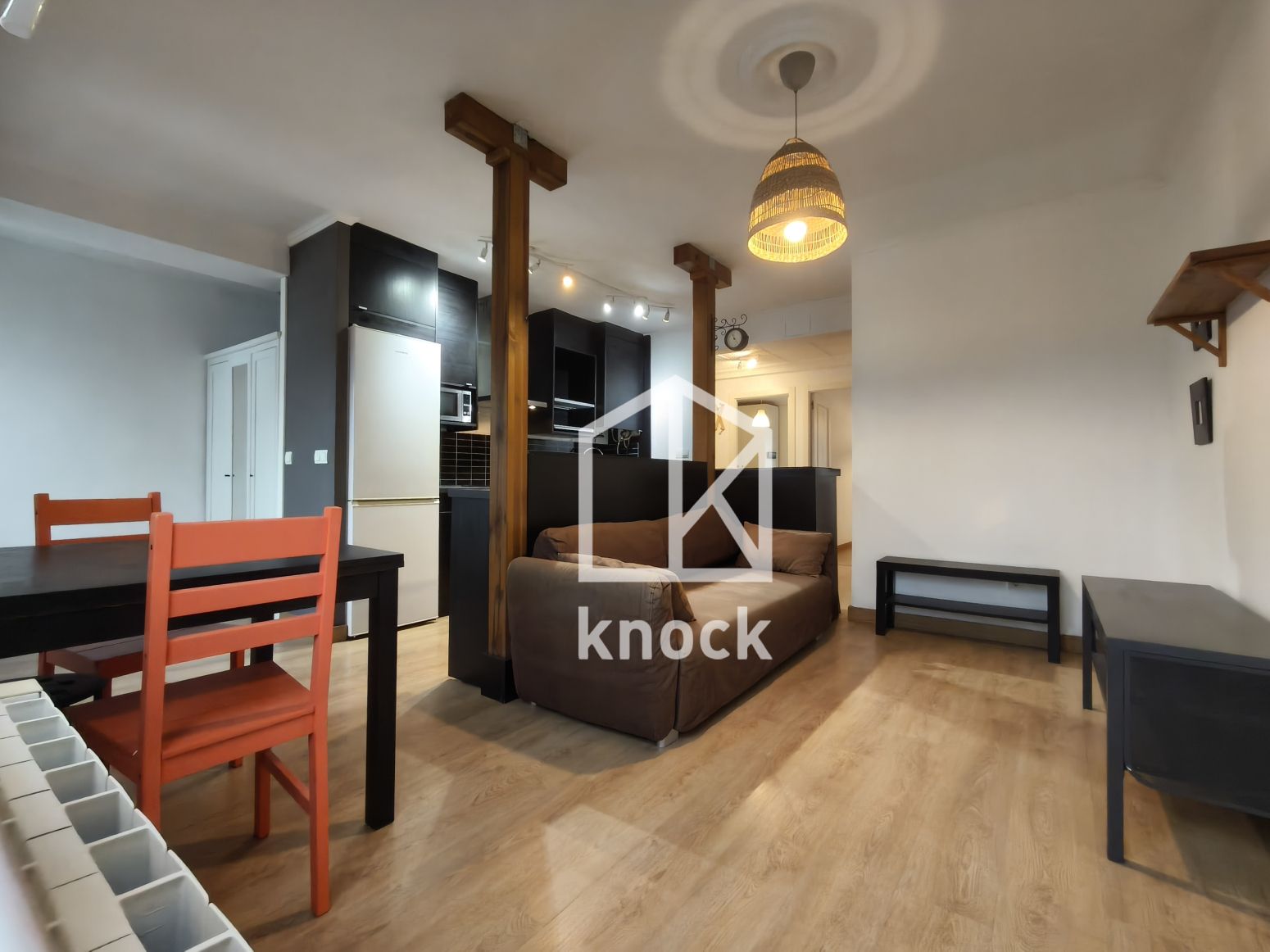 Sala d'estar de Pis en venda en Gijón  amb Calefacció, Traster i Moblat