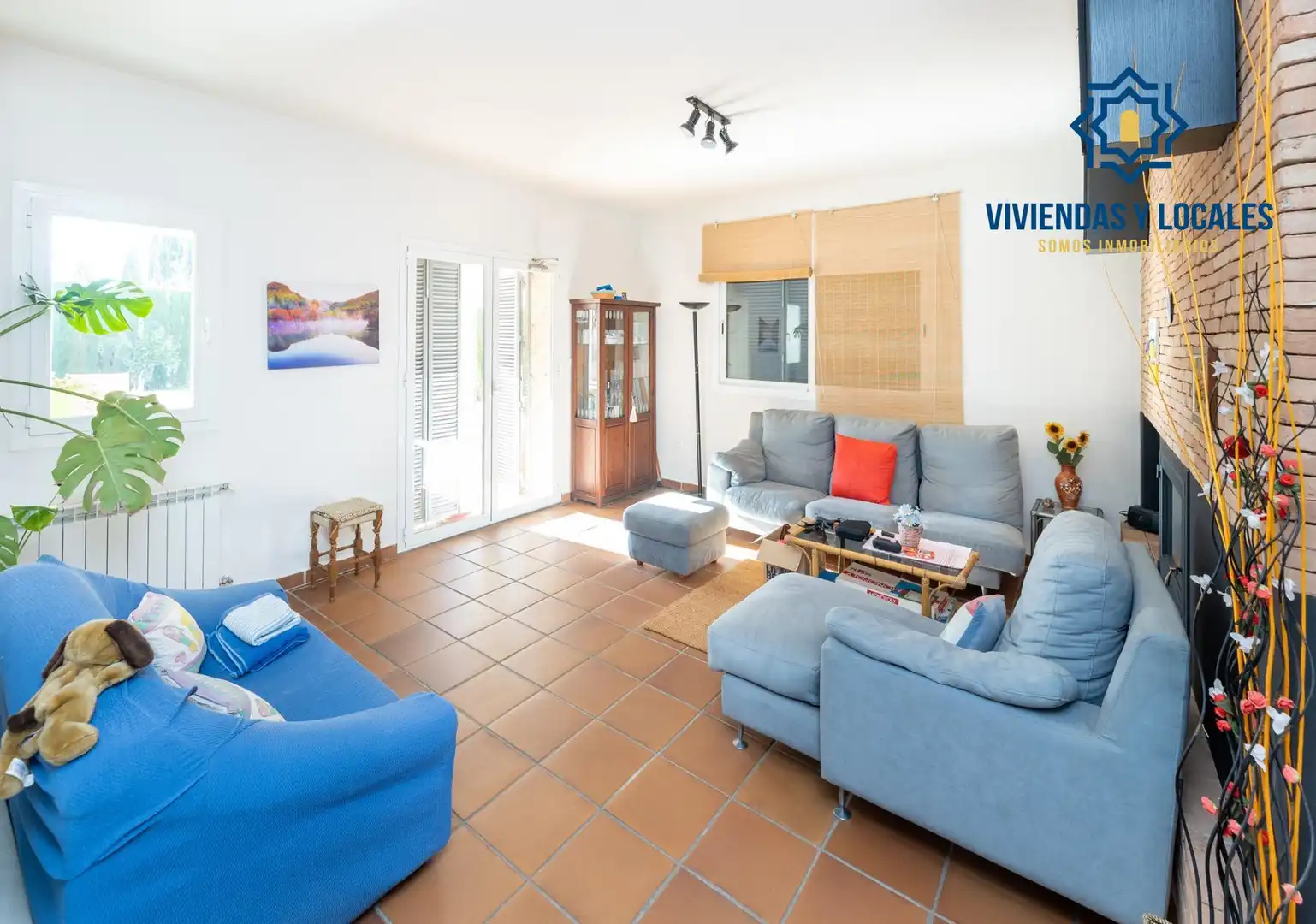 Sala d'estar de Casa o xalet en venda en Cájar amb Piscina