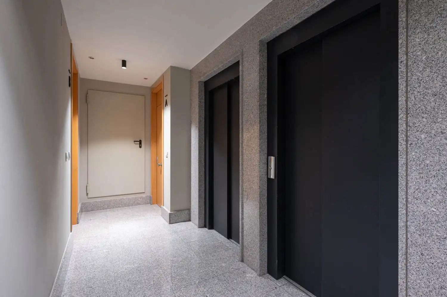 Flat for sale in Vigo   with Storage room