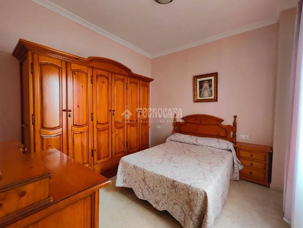 Dormitori de Casa o xalet en venda en Los Palacios y Villafranca amb Aire condicionat
