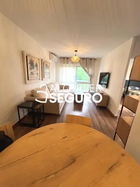Wohnzimmer von Wohnung zur Miete in Centro
