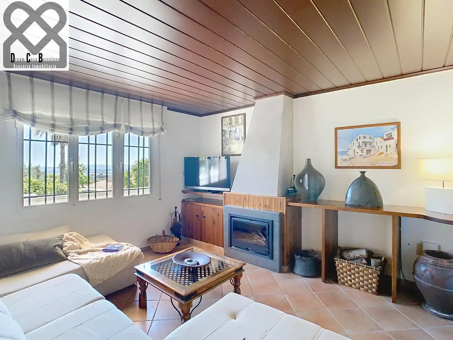 Sala d'estar de Casa o xalet en venda en Caldes de Montbui amb Aire condicionat, Calefacció i Jardí privat
