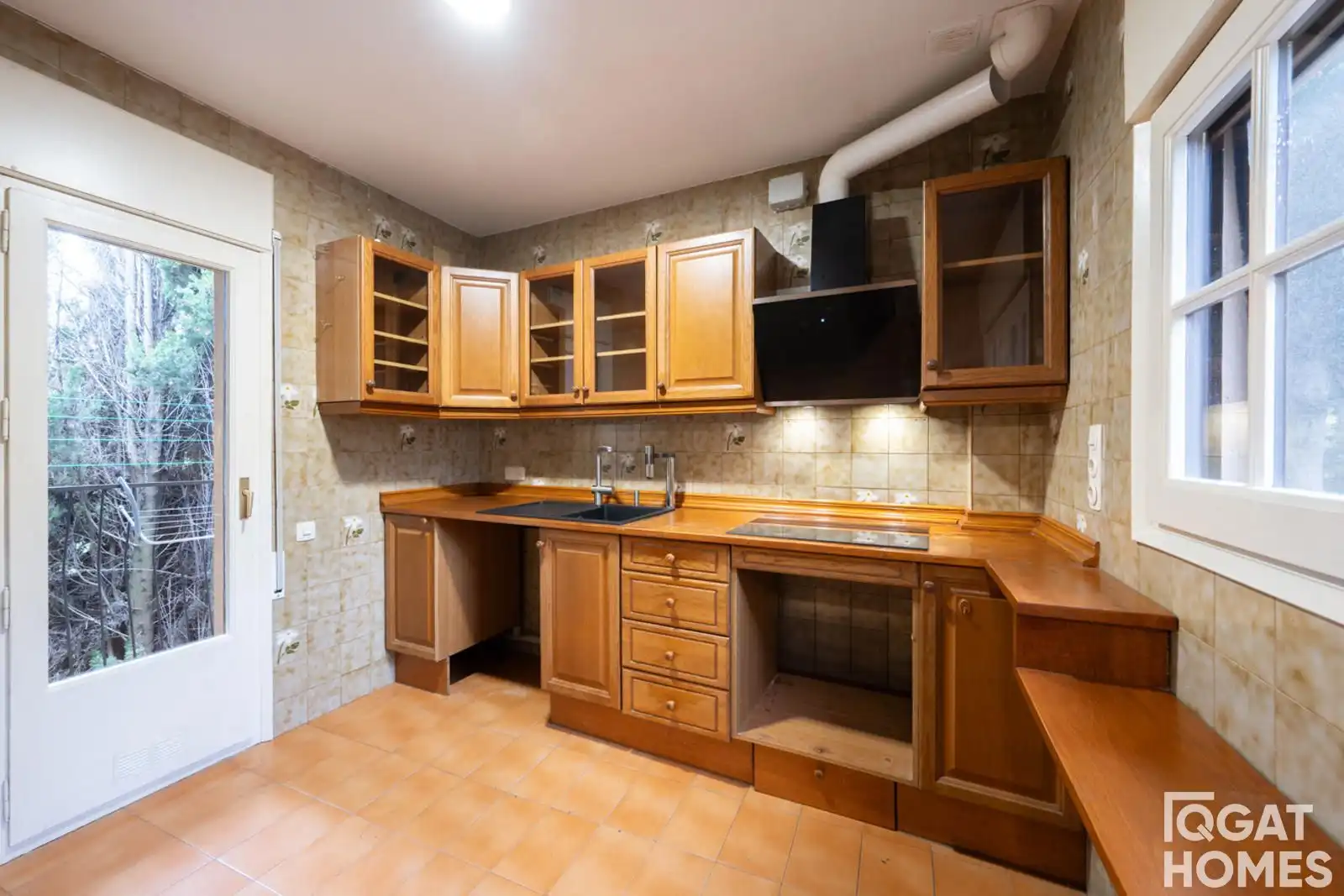 Cocina de Casa o chalet en venta en Sant Cugat del Vallès con Aire acondicionado, Calefacción y Terraza