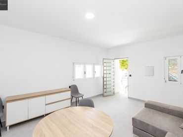 Casa bifamiliare con balcone in vendita a Carretera de Cabras