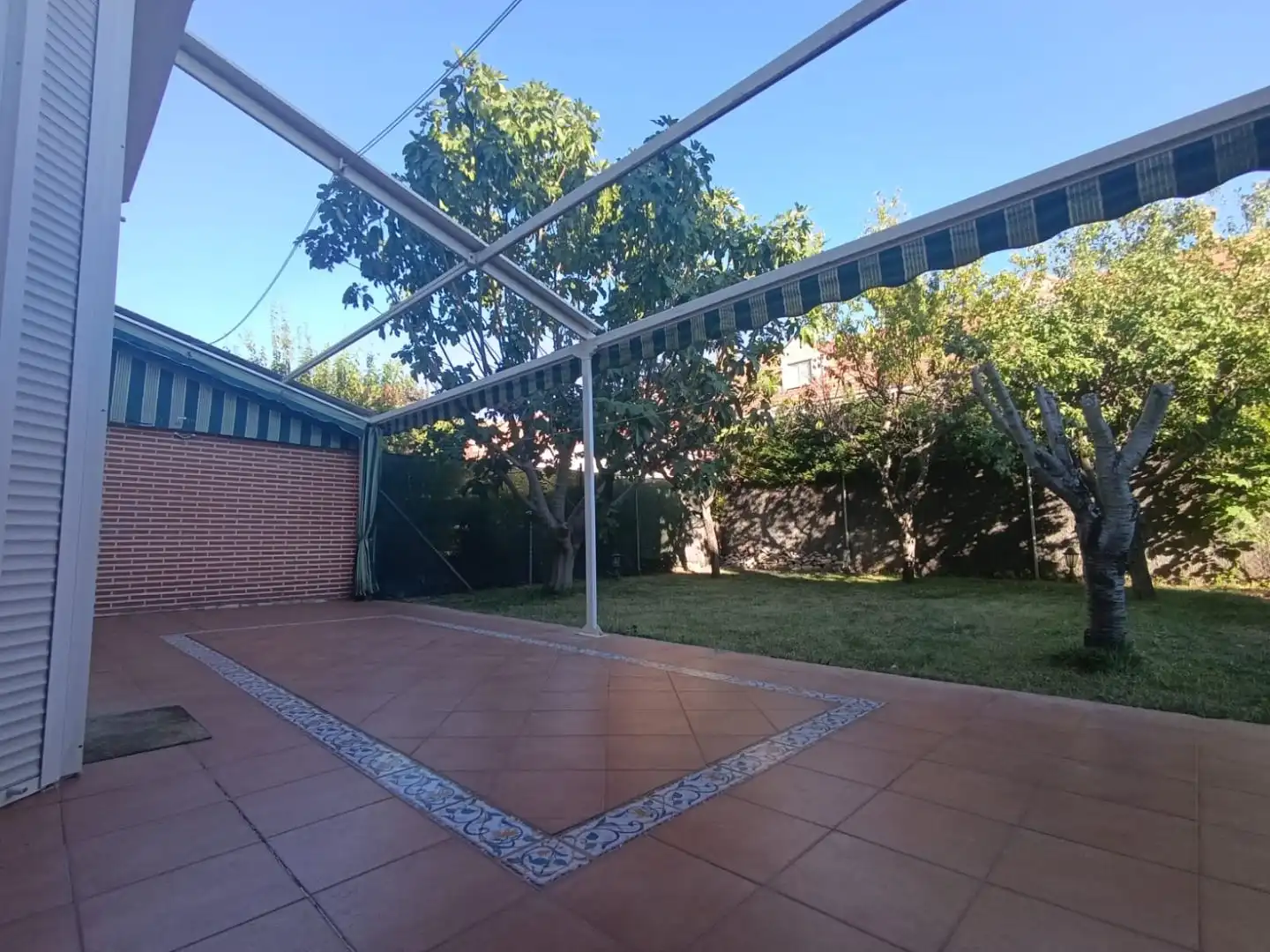 Terrassa de Casa adosada en venda en La Vega