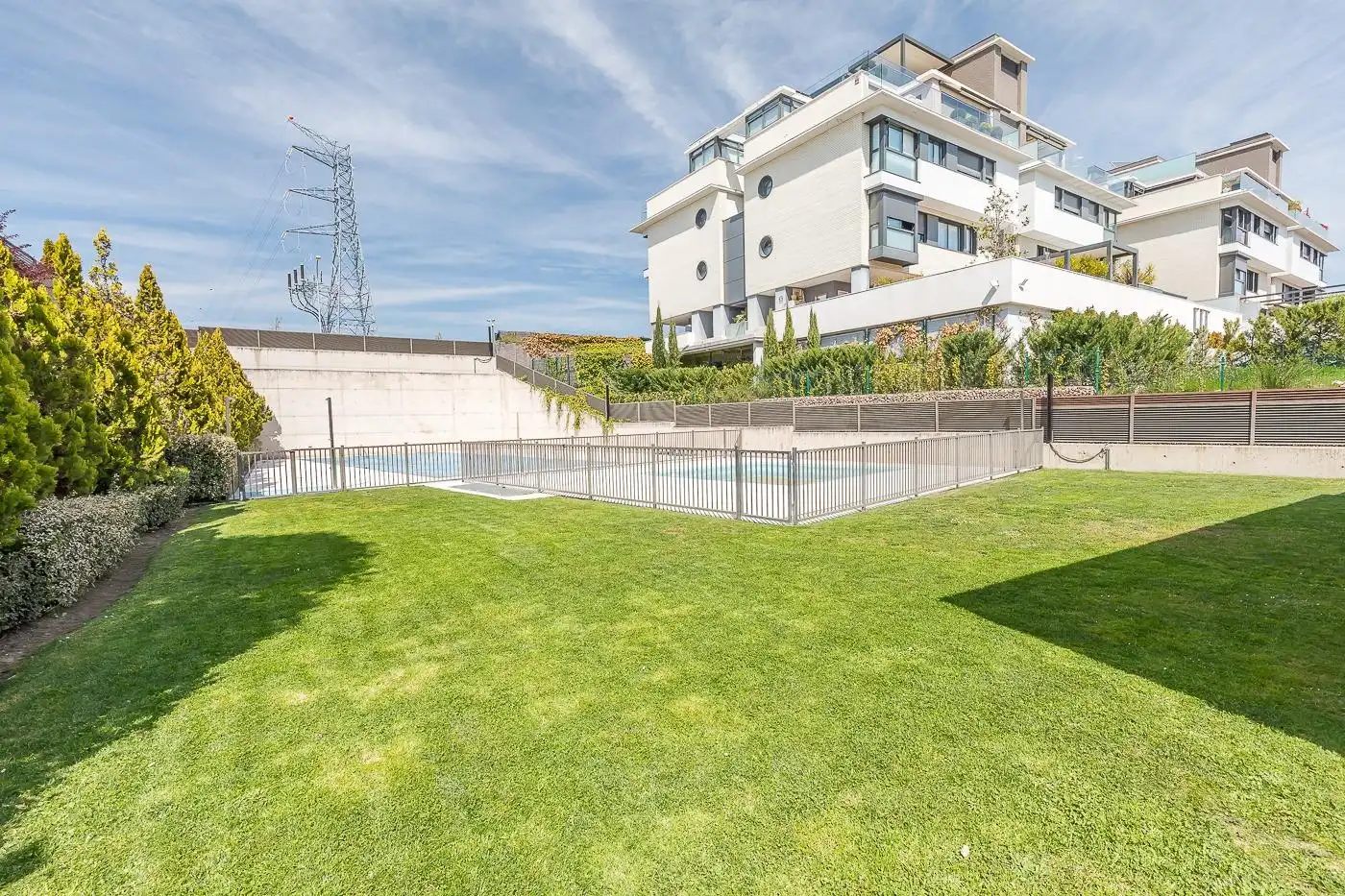 Piscina de Àtic en venda en Madrid amb Calefacció