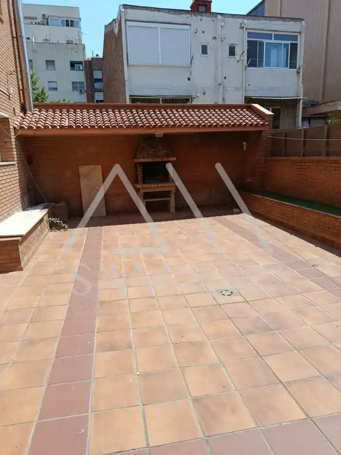 Terrassa de Casa adosada en venda en Badalona amb Terrassa, Balcó i Piscina comunitària