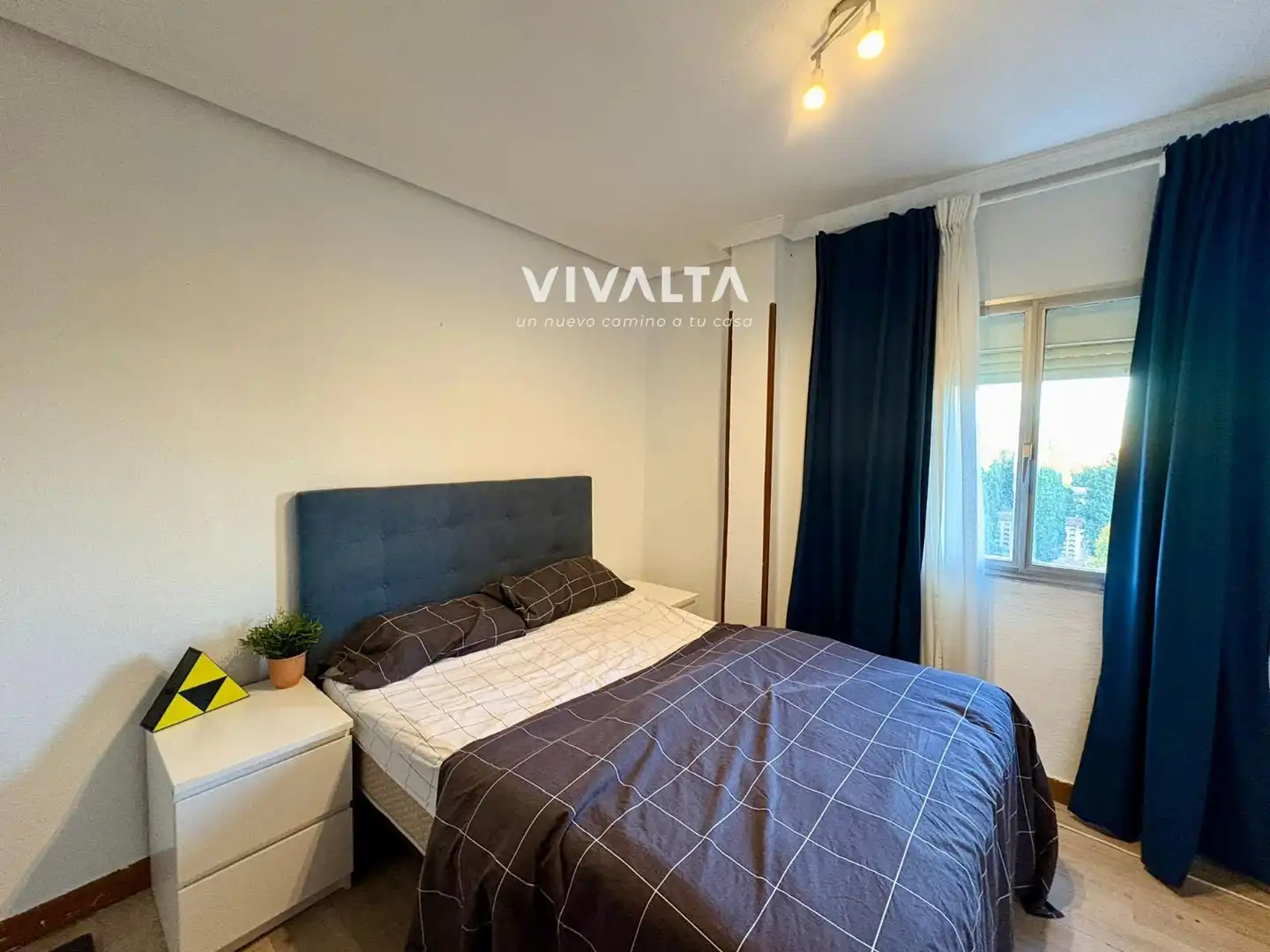 Dormitori de Pis en venda en  Madrid Capital