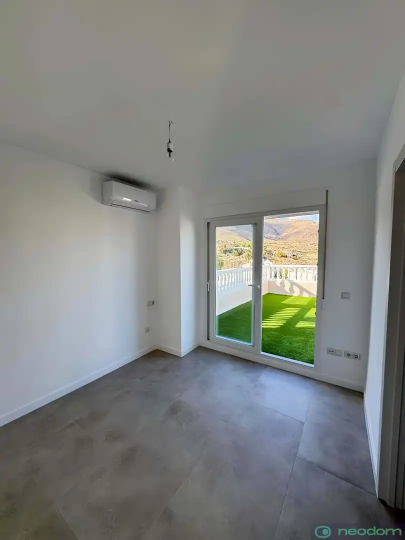 Casa amb terrassa en venda a Carrer de Torrevella, imagen 9