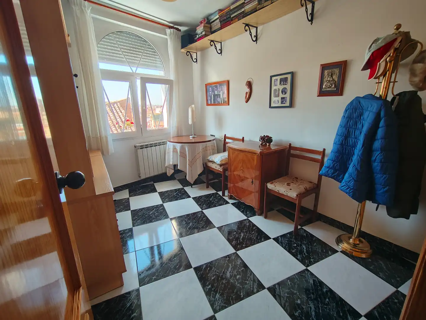 Schlafzimmer von Gebäude zum Verkauf in La Zubia
