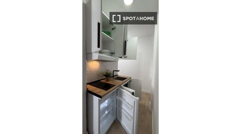 Photo 4 of Room in Argüelles, Madrid Capital