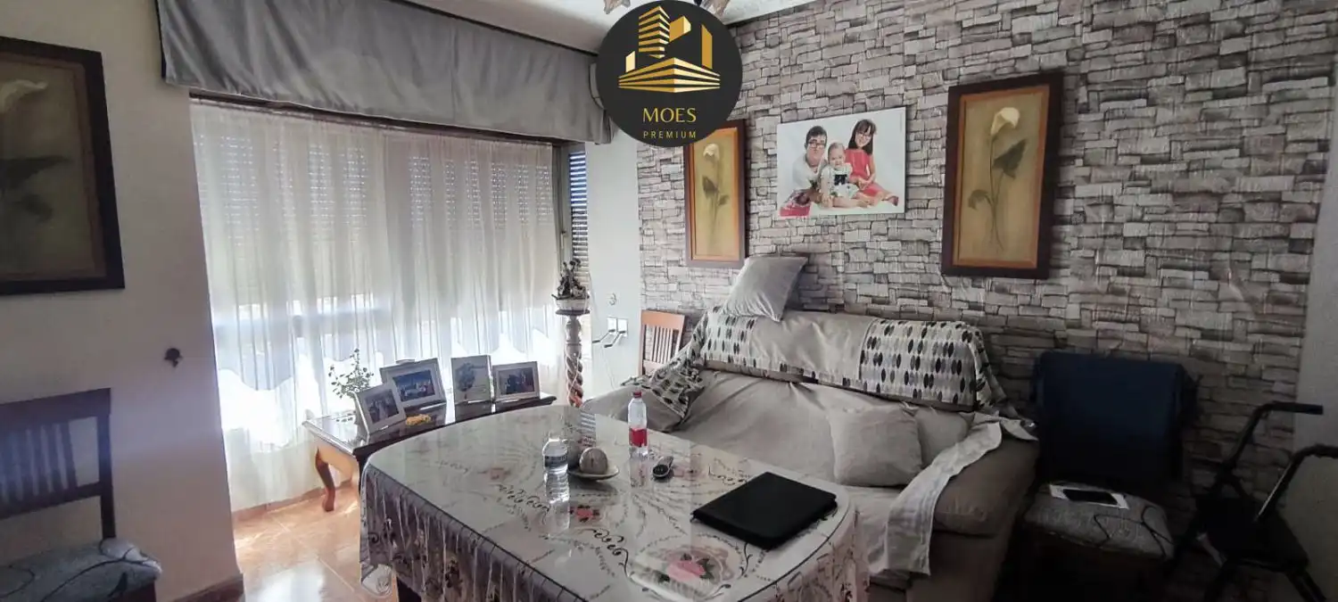 Living room of Flat for sale in Úbeda  with Air Conditioner, Heating and Terrace
