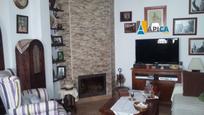 Sala d'estar de Dúplex en venda en Medina Sidonia amb Terrassa, Traster i Moblat