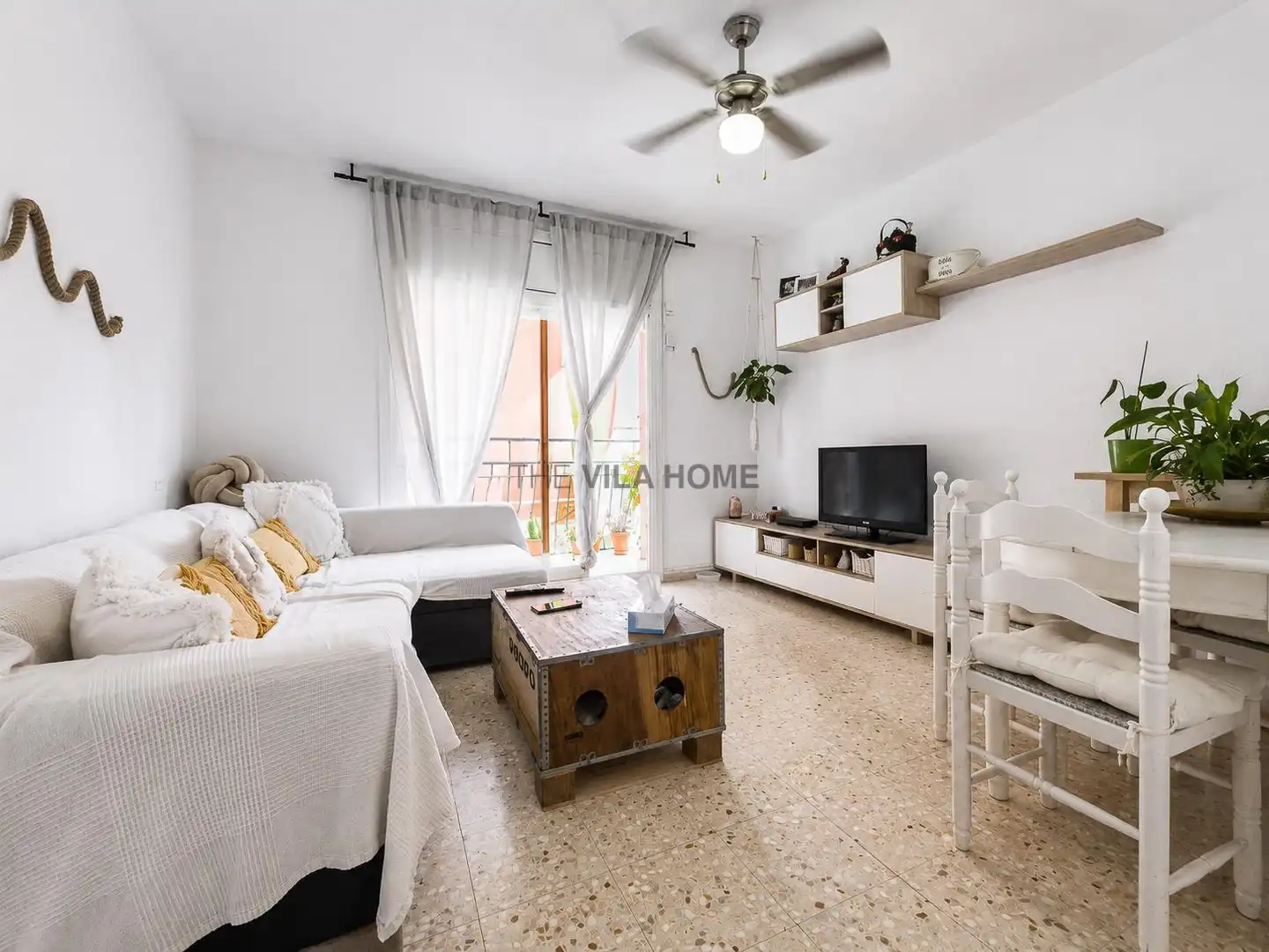 Sala de estar de Piso en venta en Sant Pere de Ribes con Aire acondicionado, Trastero y Balcón