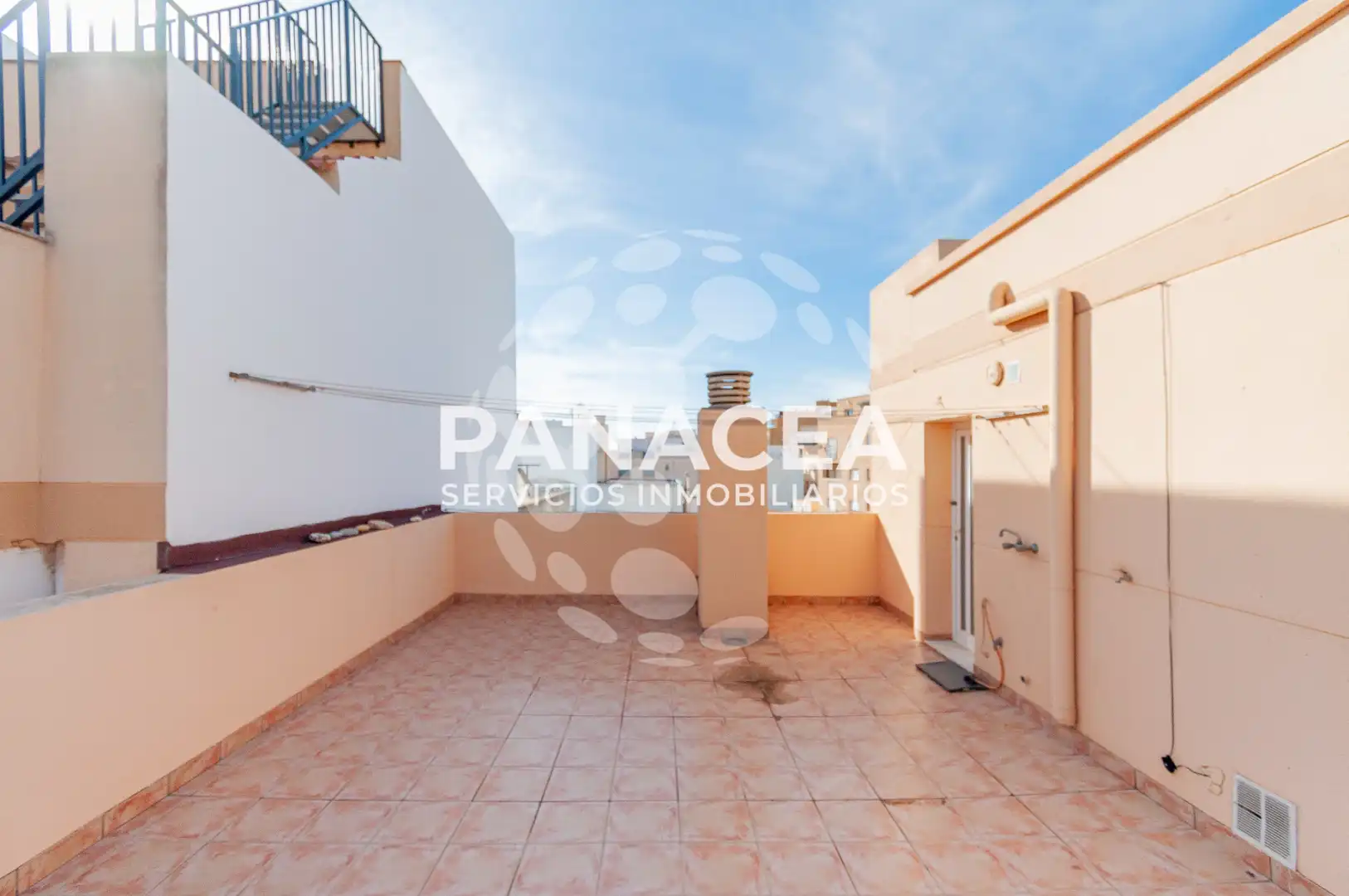 Terraza de Ático en venta en Roquetas de Mar con Terraza y Amueblado
