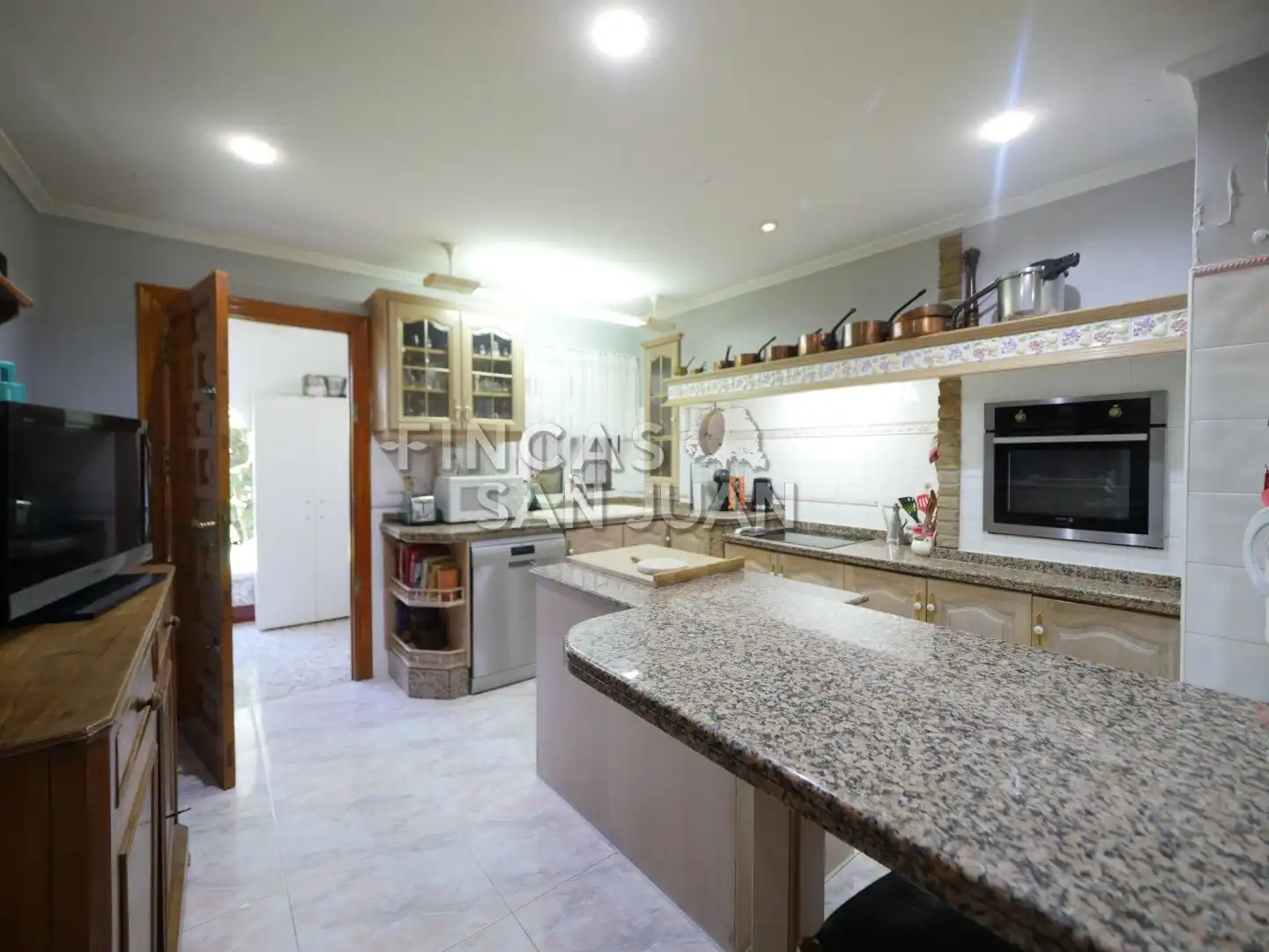 Cuina de Casa o xalet en venda en Sant Joan d'Alacant amb Terrassa, Traster i Piscina