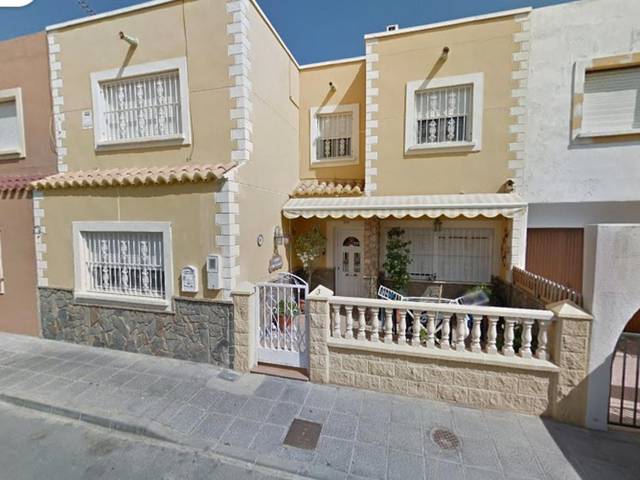 Casa adosada en Venta en Malaga en Tabernas