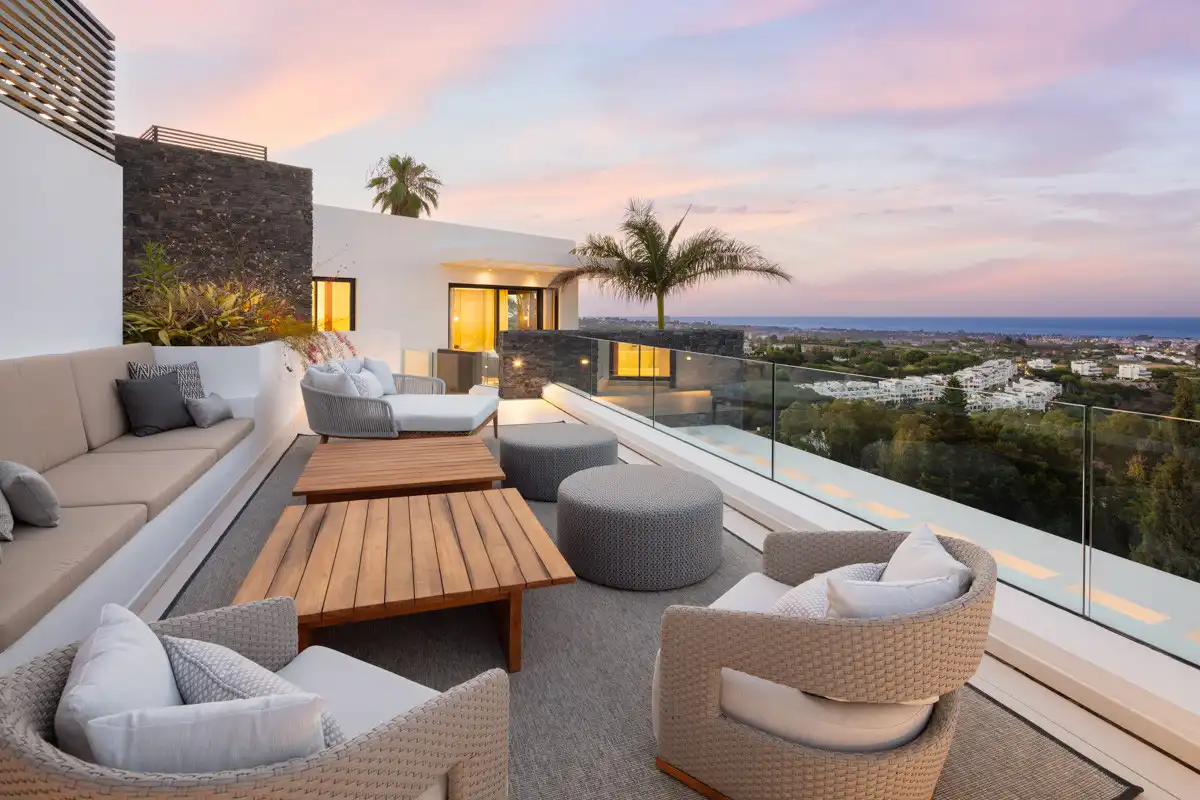 Casa con piscina en venta en Benahavís pueblo, imagen 2