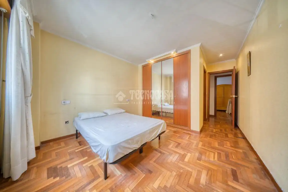 Habitación de Piso en venta en Laguna de Duero con Calefacción y Terraza