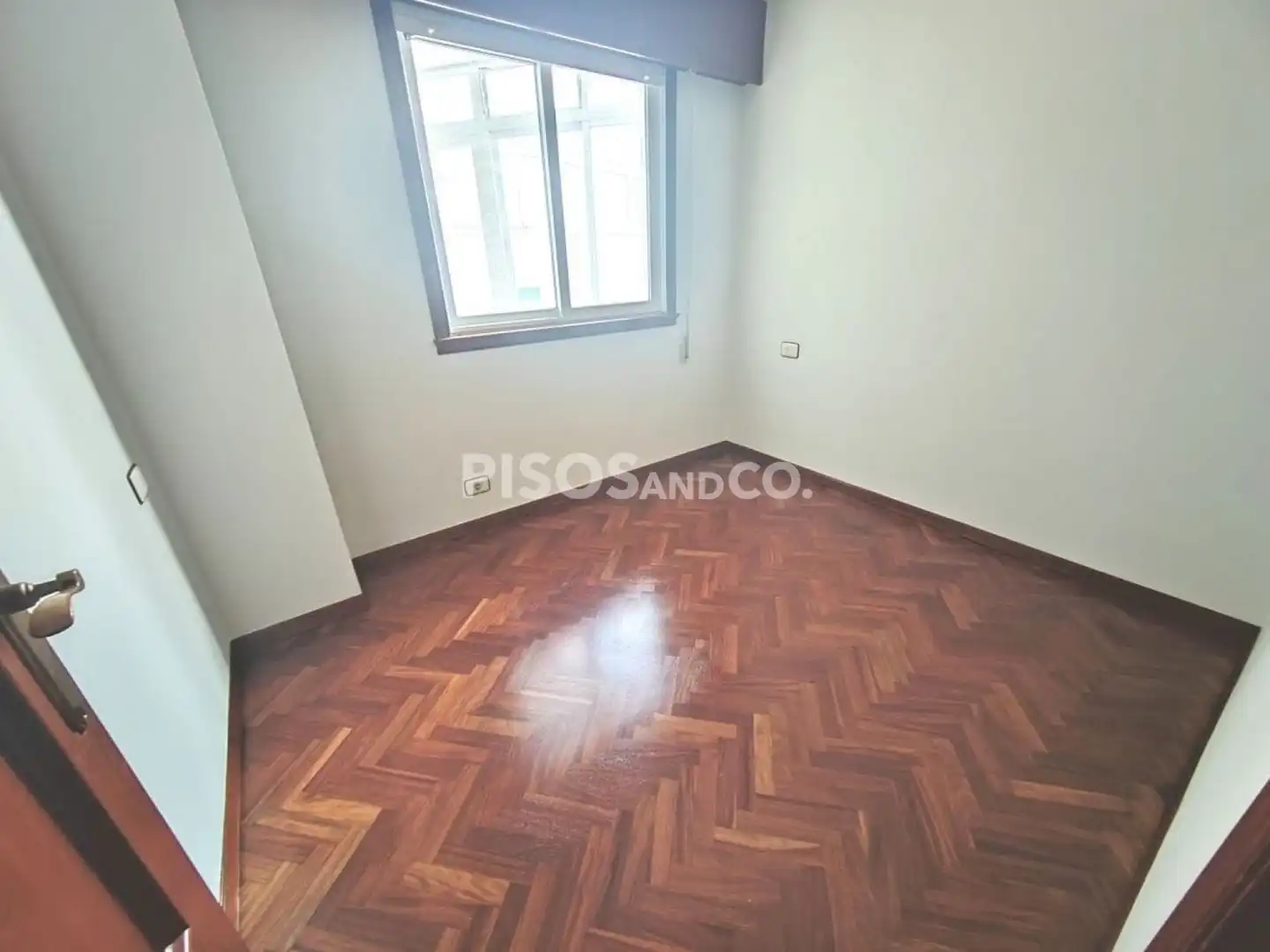 Habitación de Piso en venta en A Coruña Capital  con Calefacción y Trastero