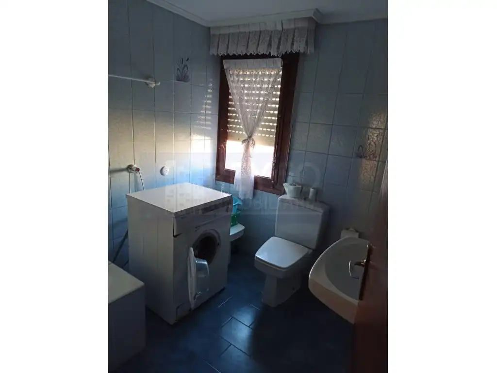 Bany de Casa o xalet en venda en Azofra