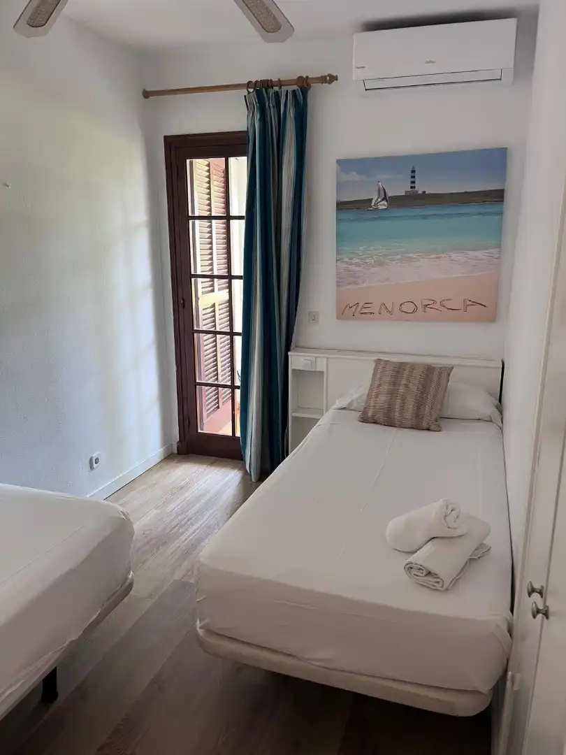 Dormitori de Apartament en venda en Alaior amb Aire condicionat, Parquet i Terrassa