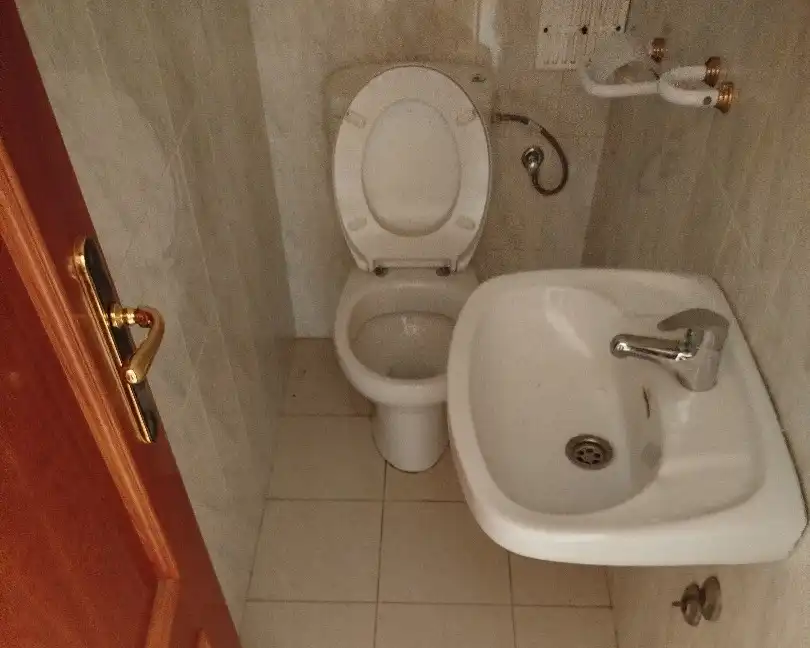 Bany de Casa adosada en venda en Esparreguera amb Calefacció i Piscina comunitària