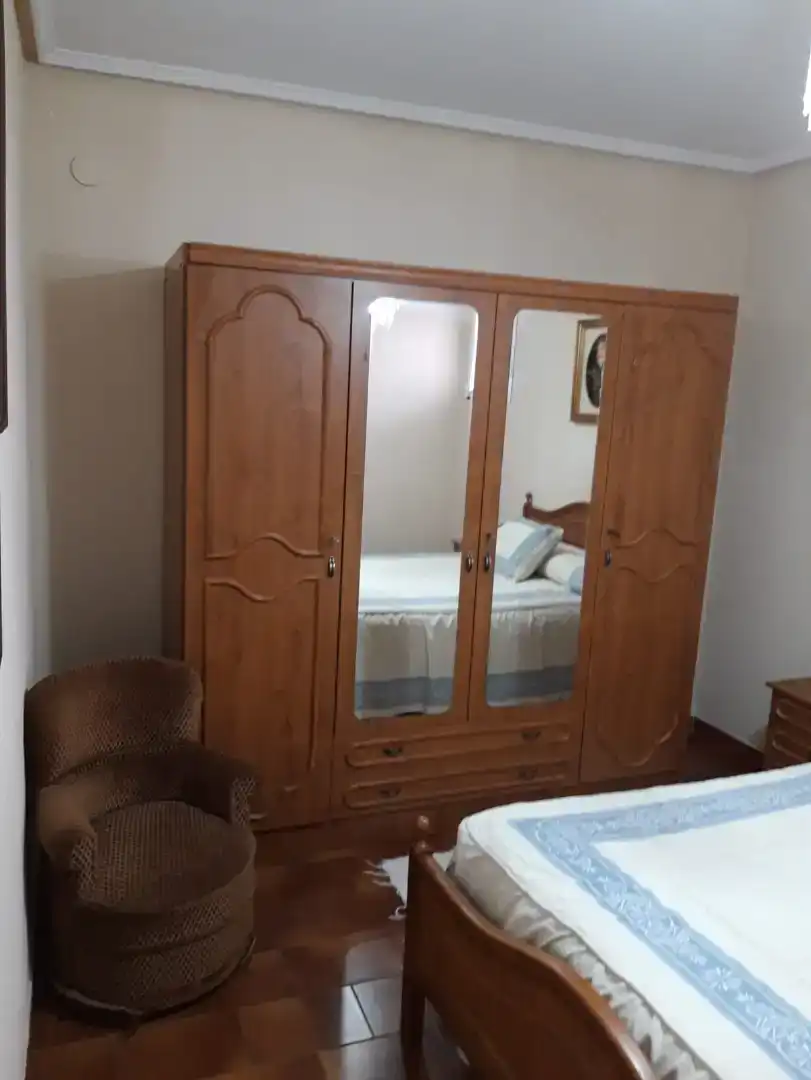 Schlafzimmer von Wohnung zur Miete in Villarejo de Órbigo mit Balkon