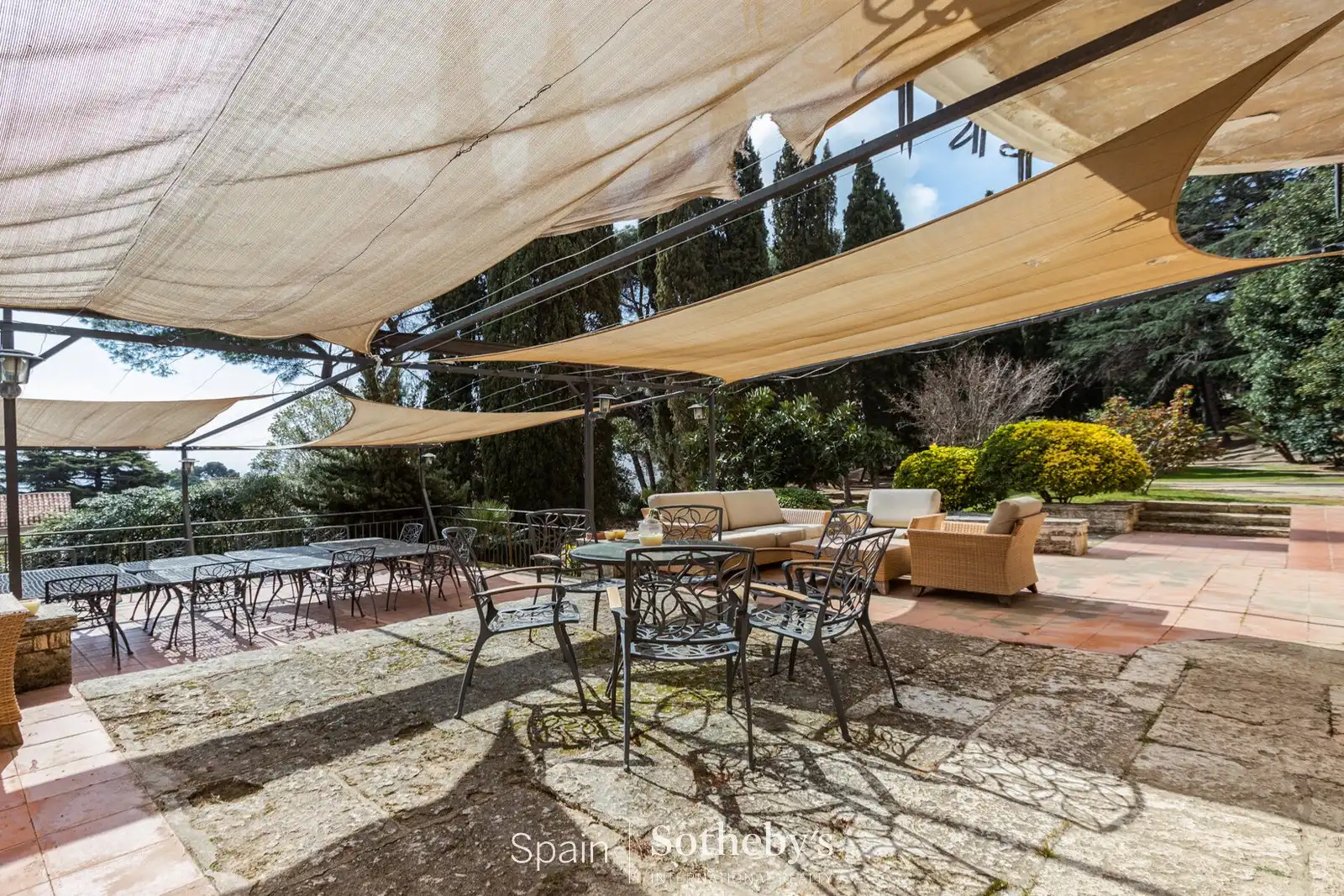 Terrassa de Finca rústica en venda en Sant Andreu de Llavaneres amb Calefacció, Jardí privat i Terrassa
