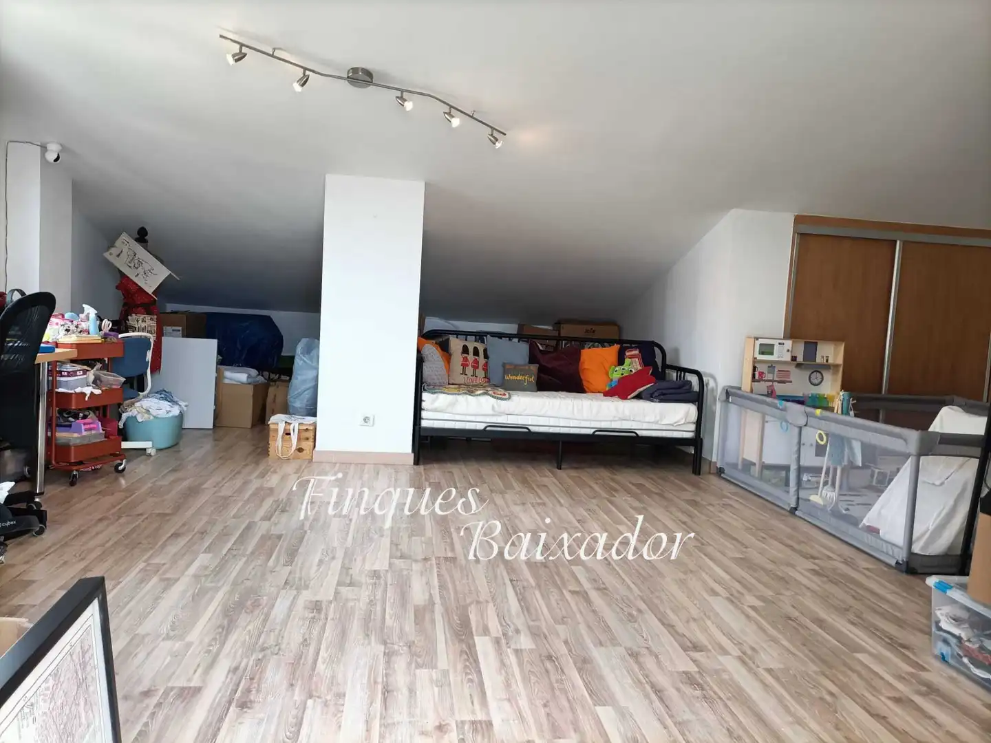 Duplexes for sale in Avinguda de la Constitució, Els Canyars