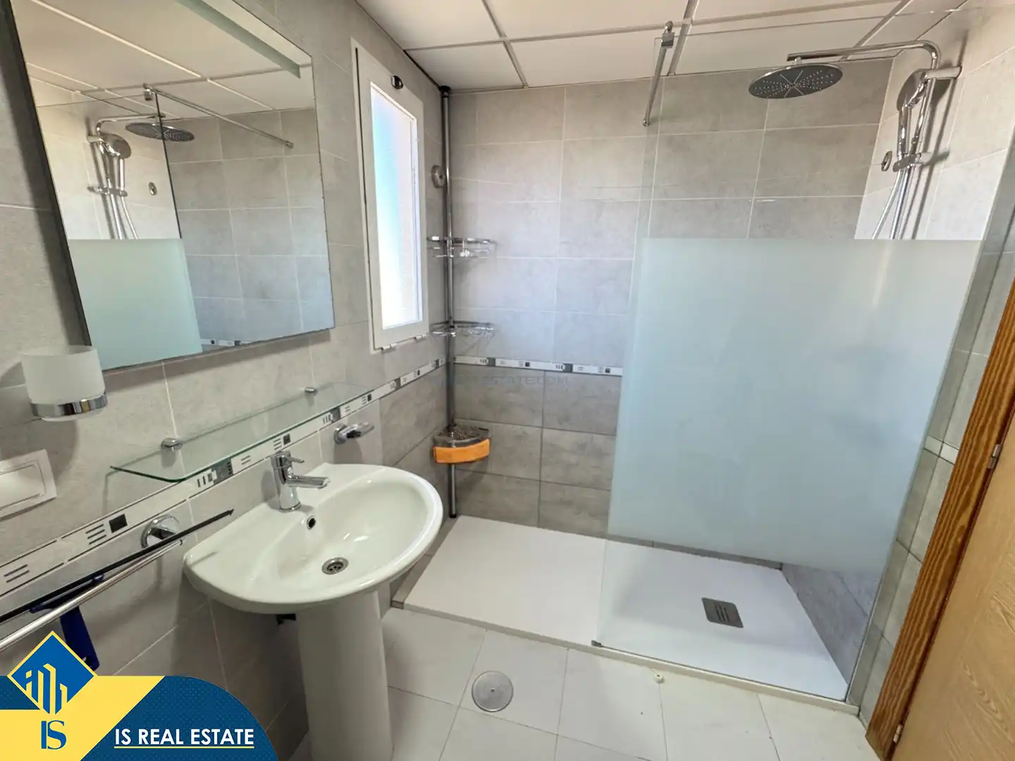 Apartamento con piscina en venta en Puerto Deportivo, imagen 14