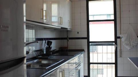 Photo 4 of Flat for rent in Triana Oeste,  Sevilla Capital