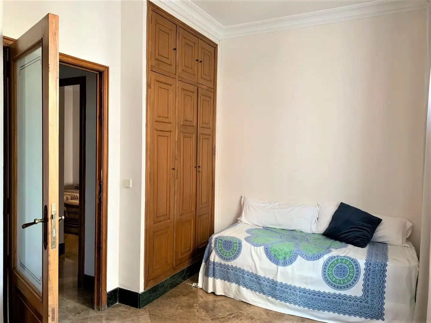Habitación de Piso de alquiler en Valencia con Aire acondicionado y Calefacción