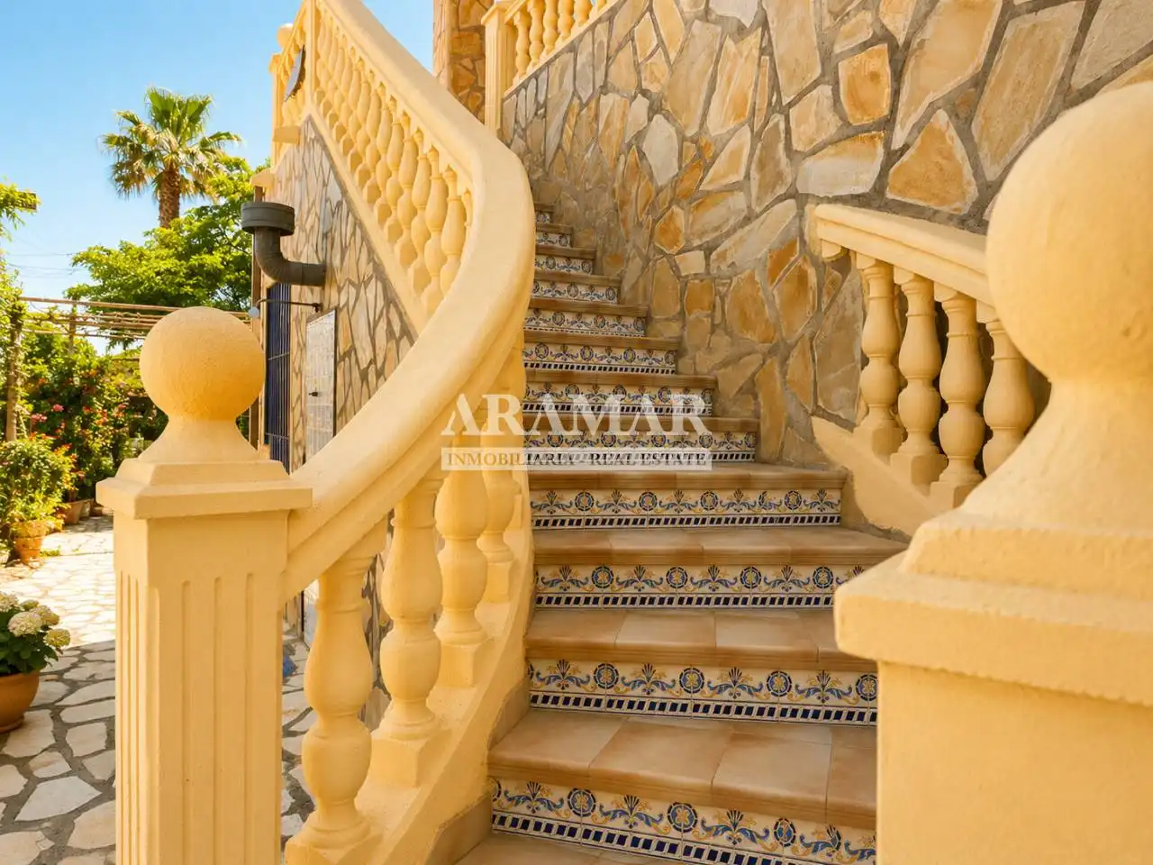 Terraza de Casa o chalet en venta en Oliva con Jardín privado