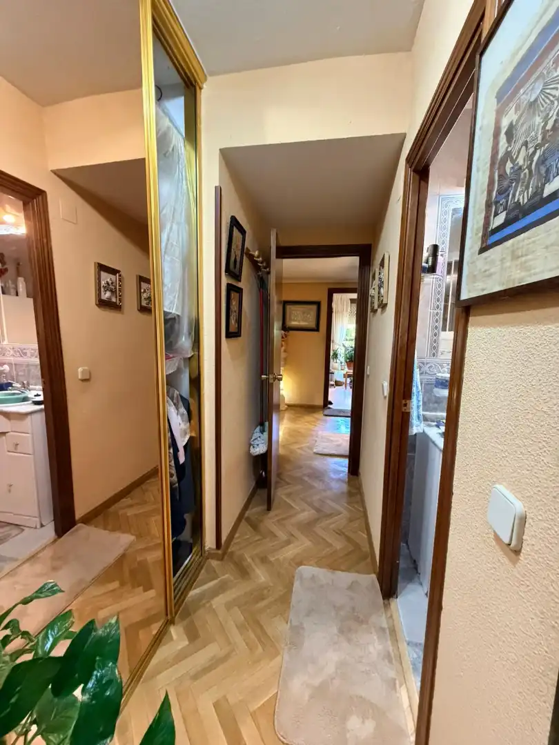Flat for sale in Madrid  with Air Conditioner, Heating and Terrace