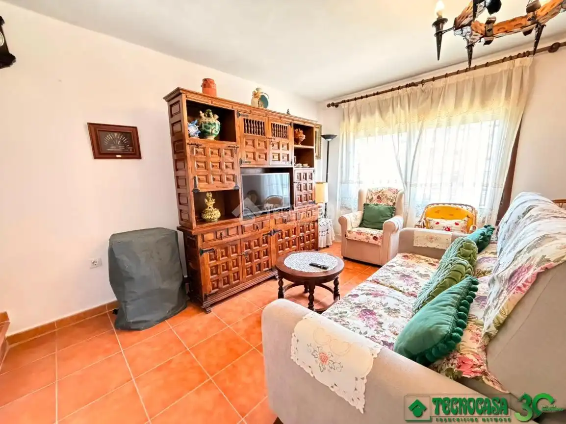 Sala de estar de Casa adosada en venta en Lanzahíta con Aire acondicionado y Calefacción