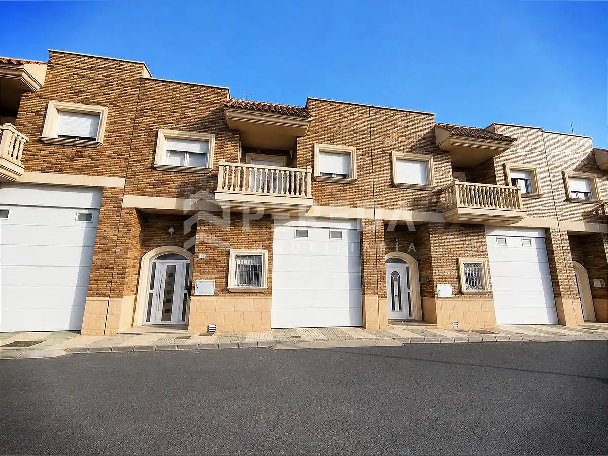 Casa en venda a Puebla de Vícar