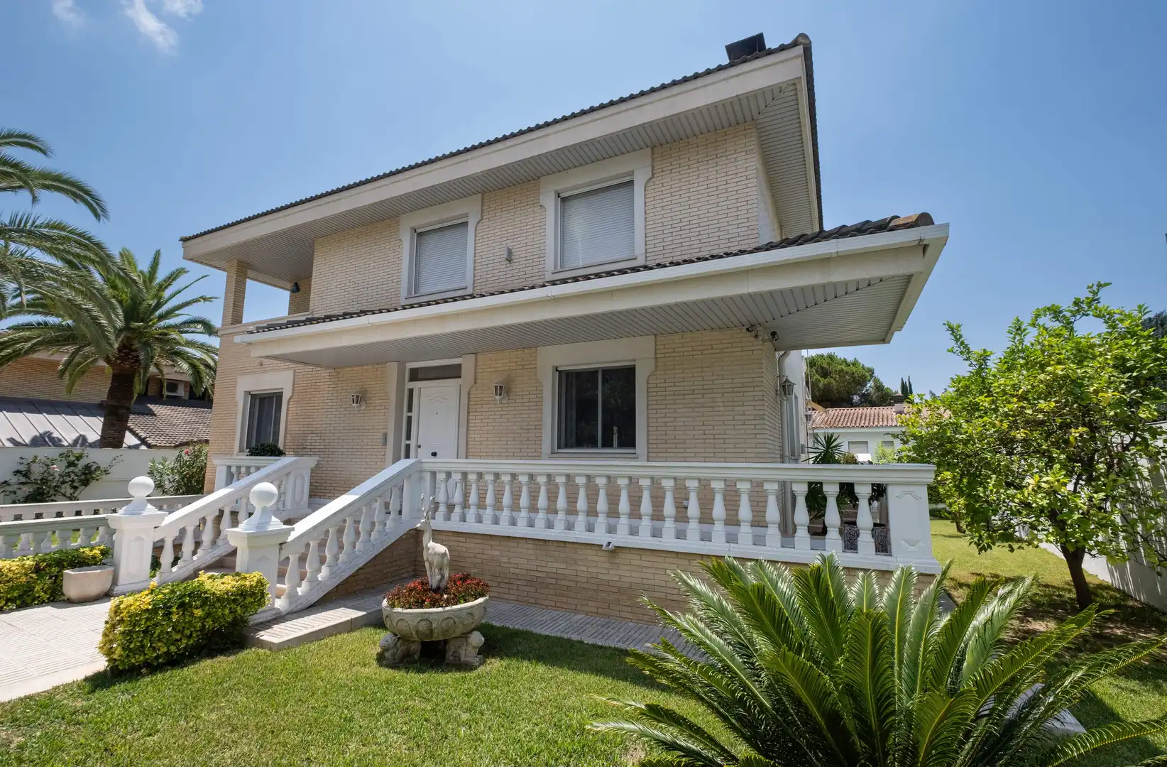 Vista exterior de Casa o xalet en venda en Salou amb Aire condicionat, Calefacció i Jardí privat