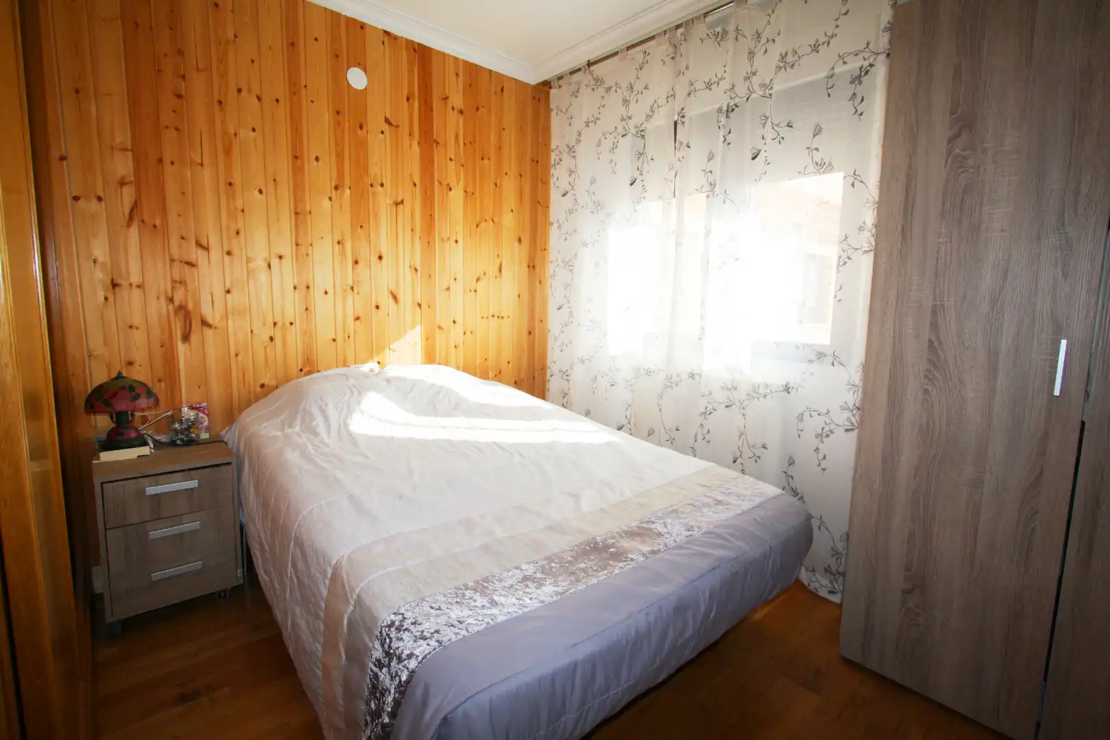 Habitación de Casa adosada en venta en Albacete con Aire acondicionado, Calefacción y Terraza