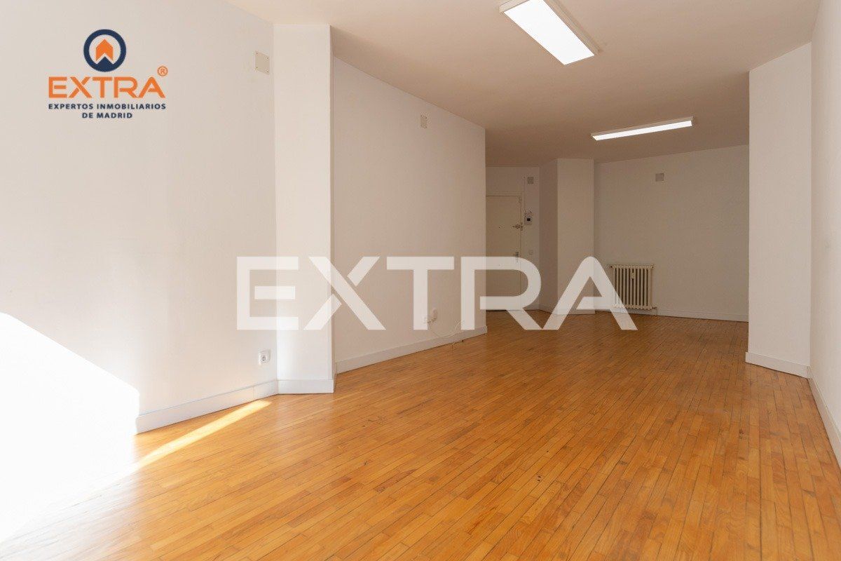 Office to rent in Calle Reina Mercedes, Cuatro Caminos - Azca, Tetuán