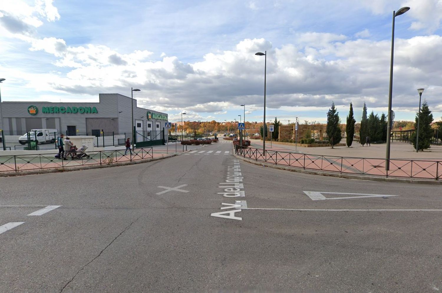 Vista exterior de Local en venda en Getafe