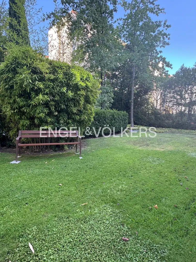 Pis de lloguer en Madrid amb Calefacció i Jardí privat